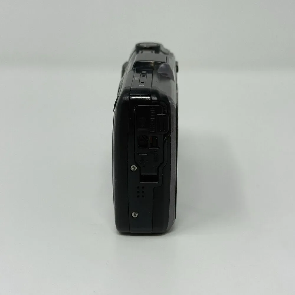 Olympus Tough TG-1 Waterproof Digital Camera Black Tested No Charger